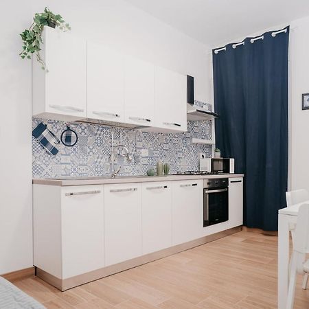 ナポリBrombeis Fantastica By Casa Napoletana - Town Centerアパートメント エクステリア 写真