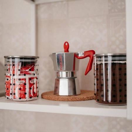 ナポリBrombeis Fantastica By Casa Napoletana - Town Centerアパートメント エクステリア 写真